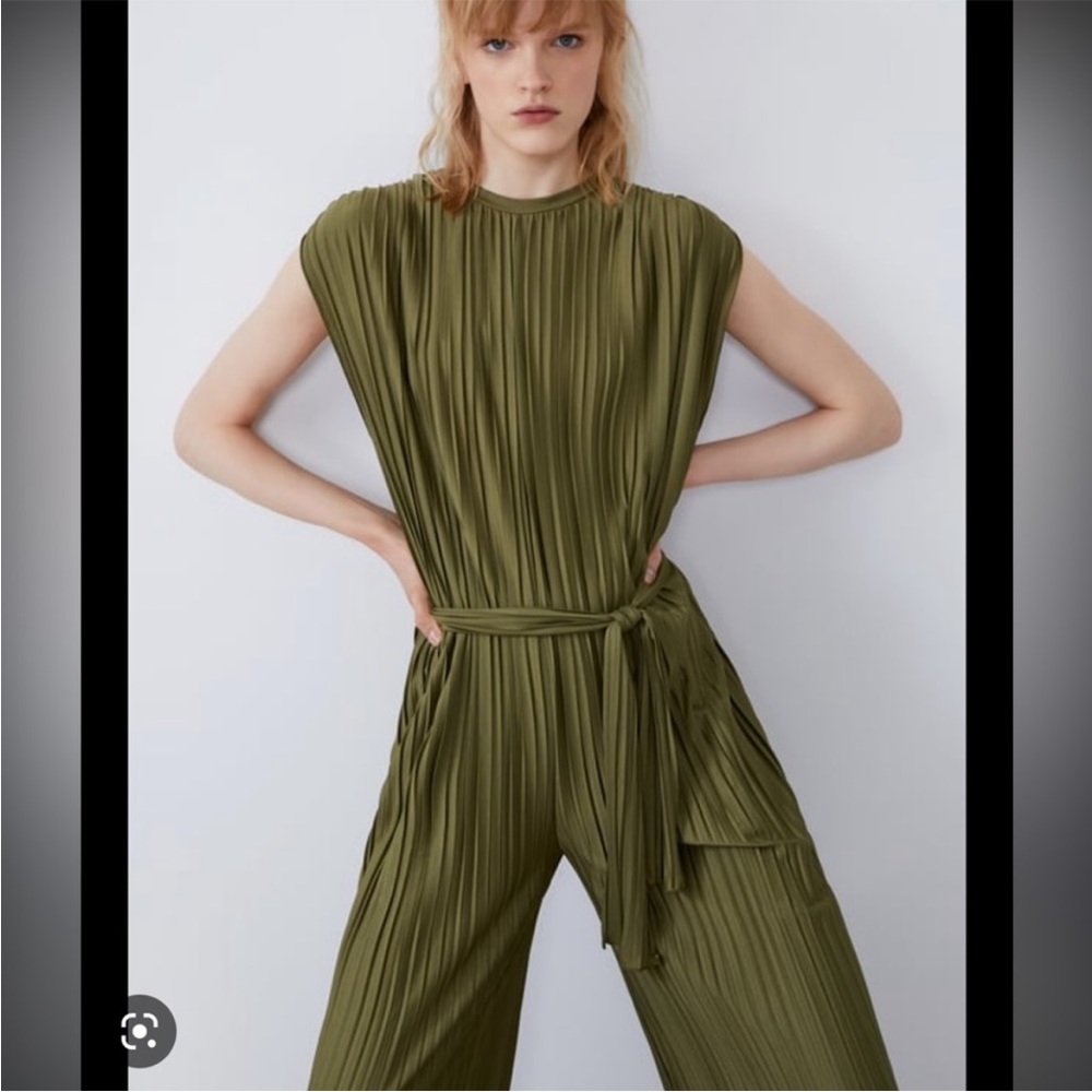 Brand new with tag Zara olive green jumpsuit